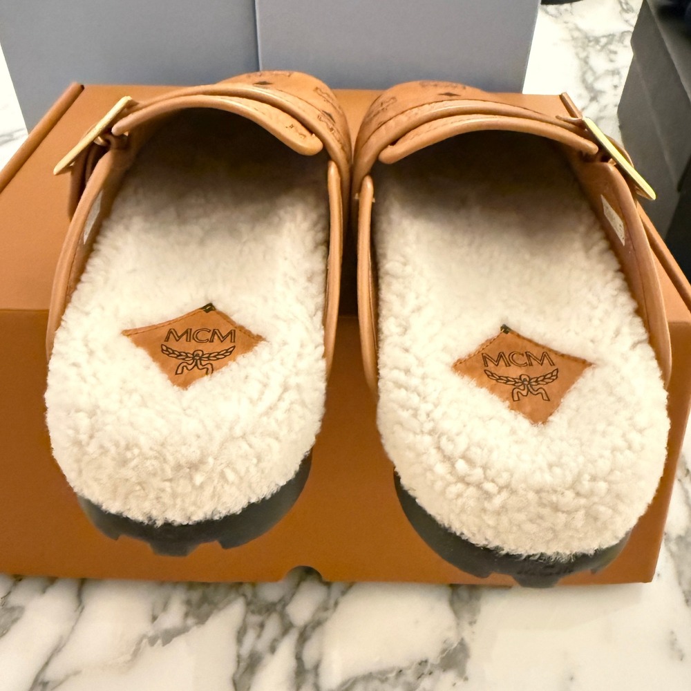MCM Women's Cognac Visetos Shearling-lined Buckle Clogs Flat Mules Shoes Size 37 - Picture 14 of 16